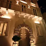 Palazzo Mottola 3*