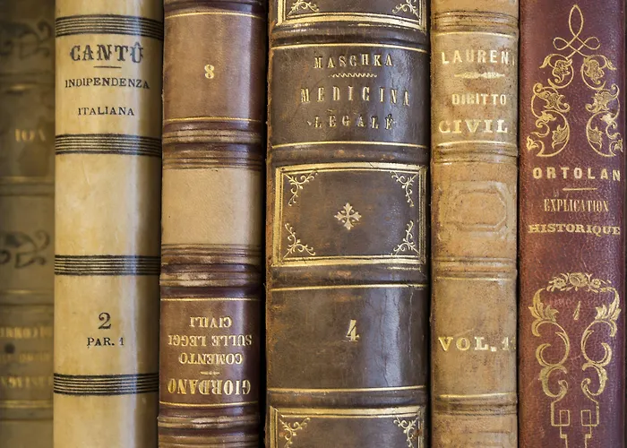 Palazzo Mottola Szálloda 3*