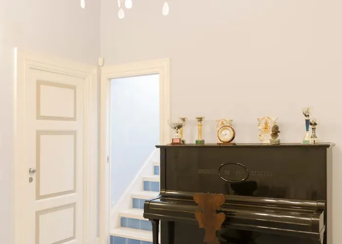 Palazzo Mottola Szálloda