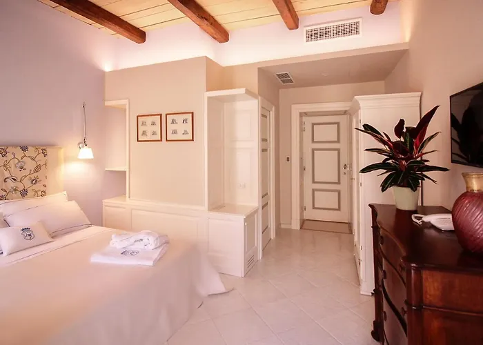 Szálloda Palazzo Mottola 3*