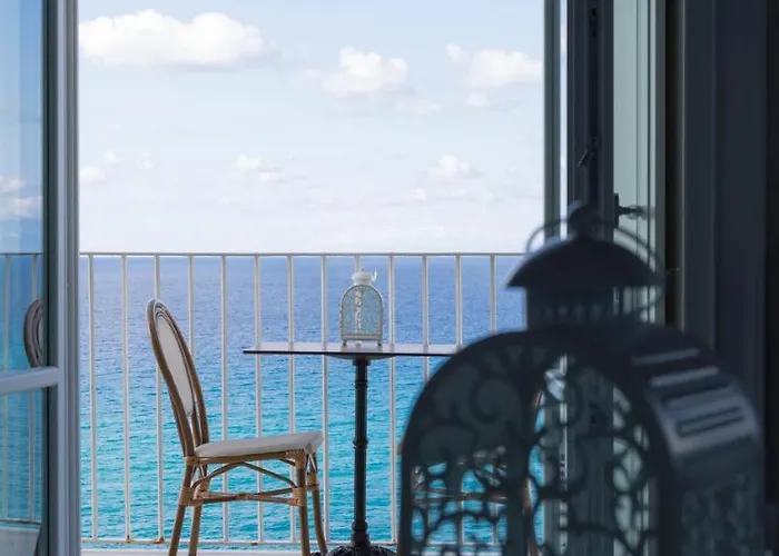 Palazzo Mottola Hotel